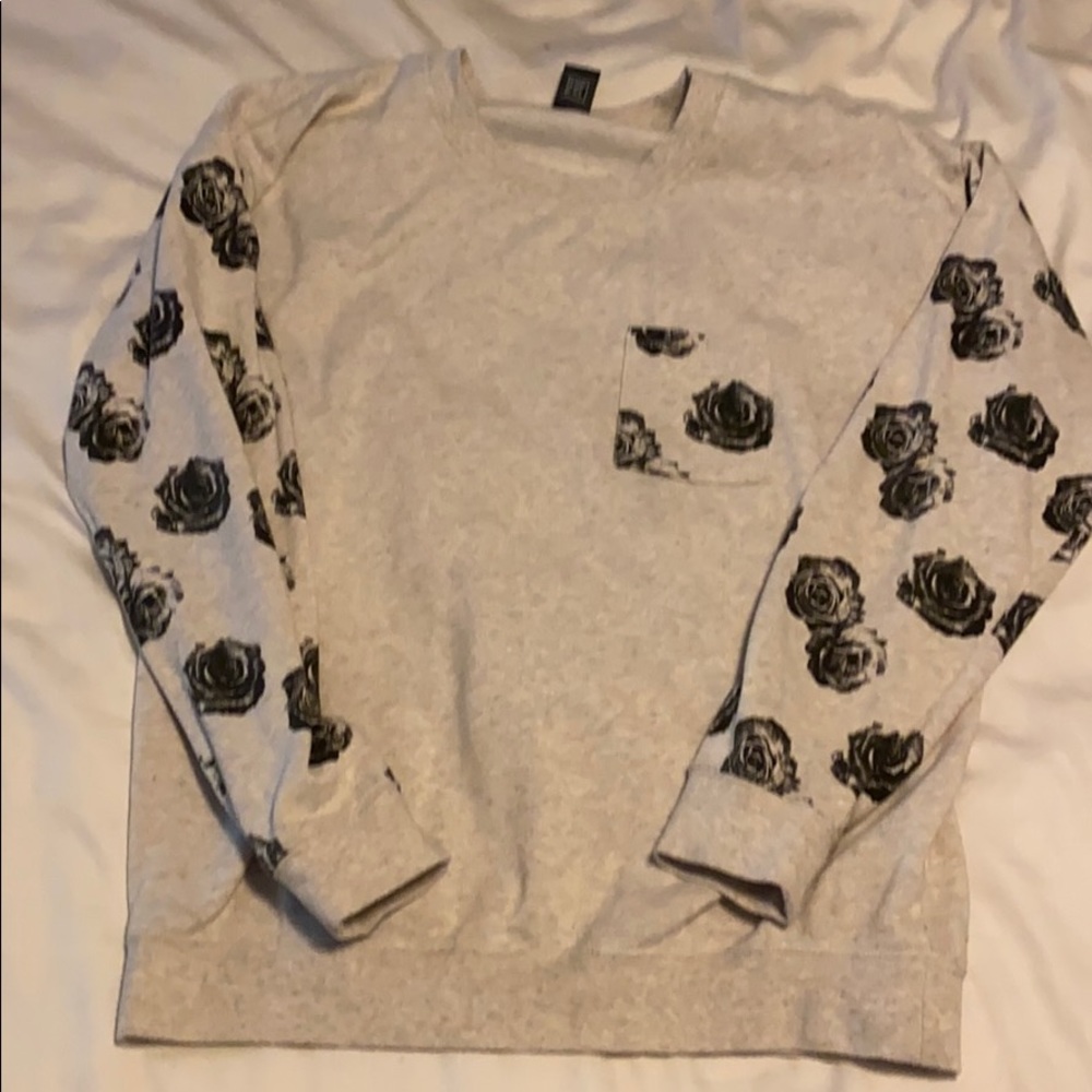 Women’s sweatshirt with rose detail